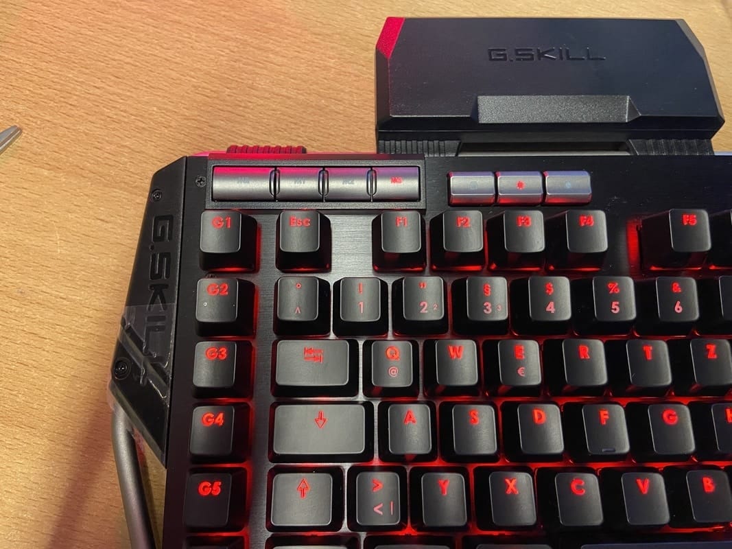 G.Skill Ripjaws KM780 Cherry MX Red Qwertz DE